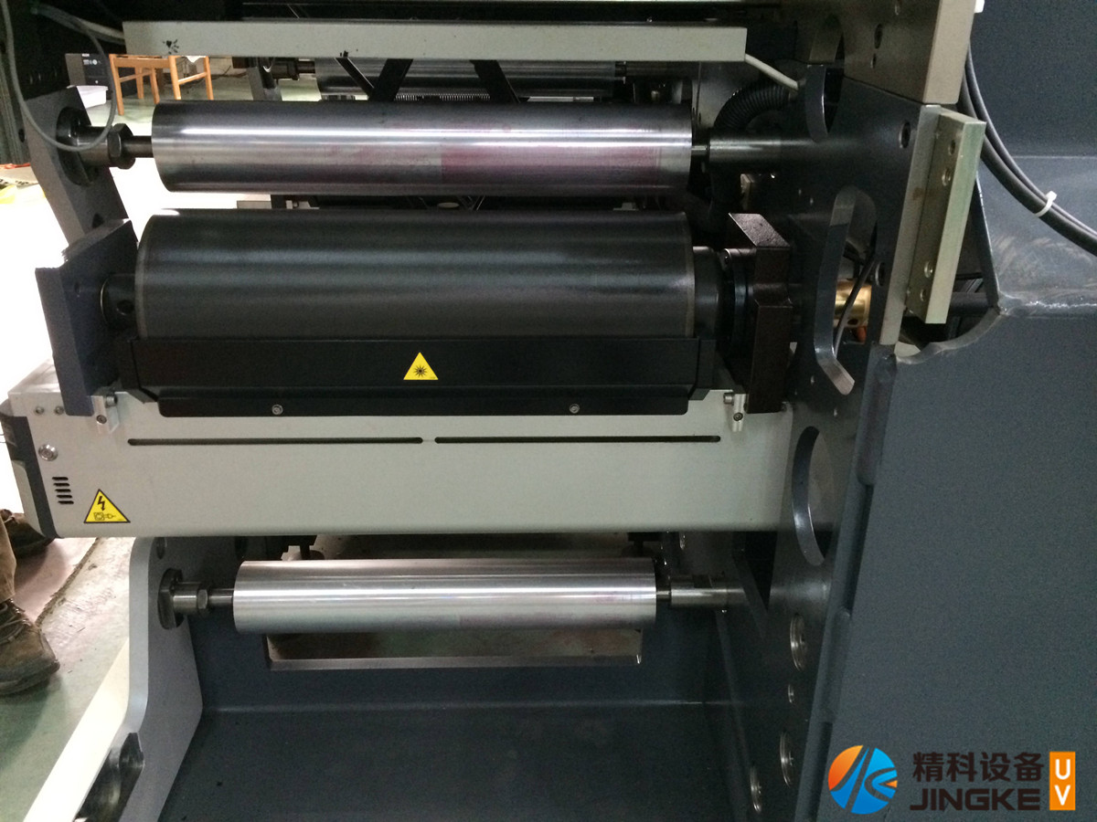 水墨印刷机加装UV设备8